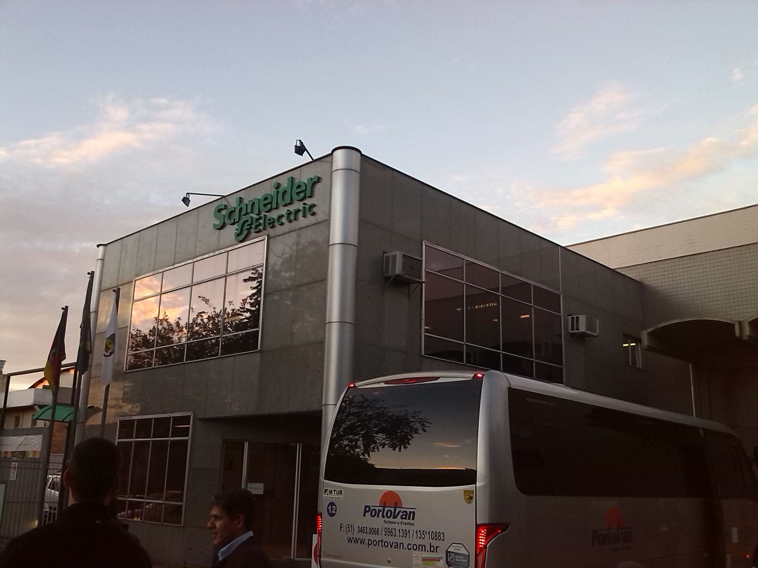 EVENTO SCHNEIDER ELECTRIC POA